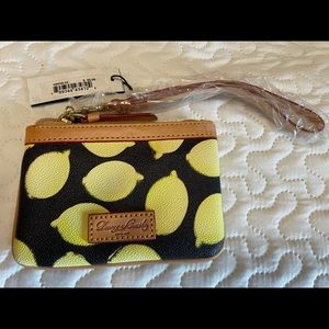 Dooney & Bourke Lemon wristlet NWT